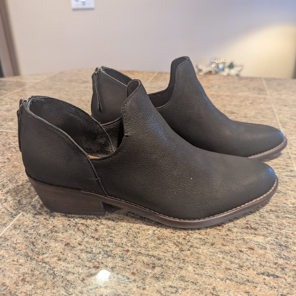Lucky Brand Fitina Bootie, Like New 10M/Euro 42